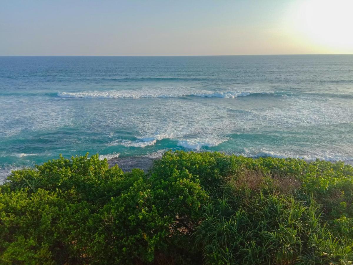 Ara Beach Resort 미리사 외부 사진