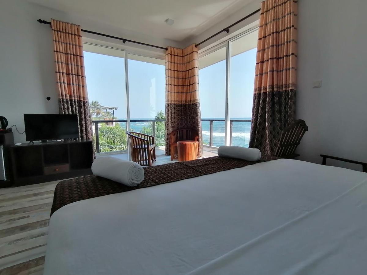 Ara Beach Resort 미리사 외부 사진