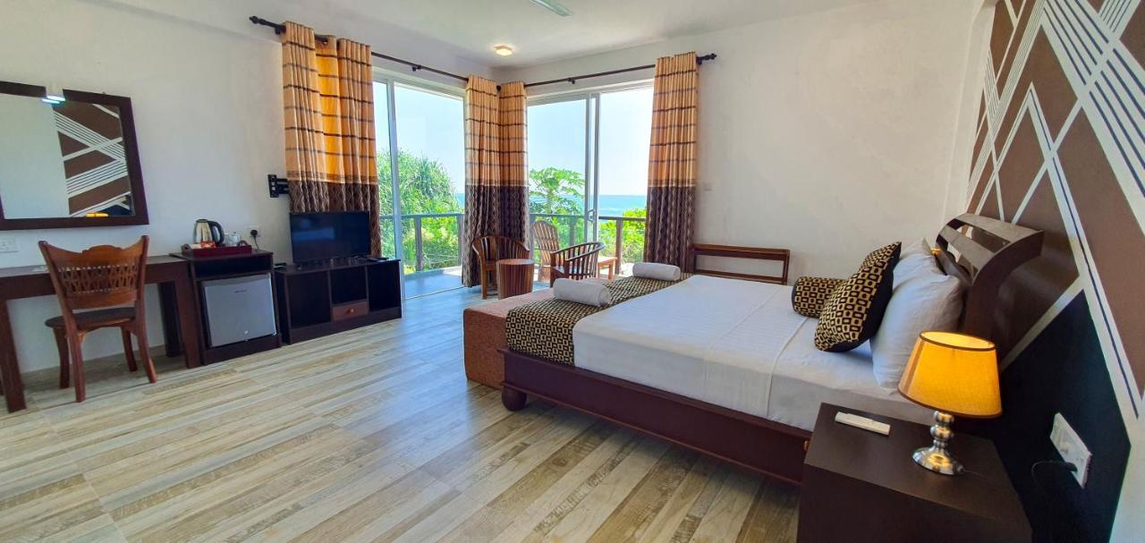 Ara Beach Resort 미리사 외부 사진