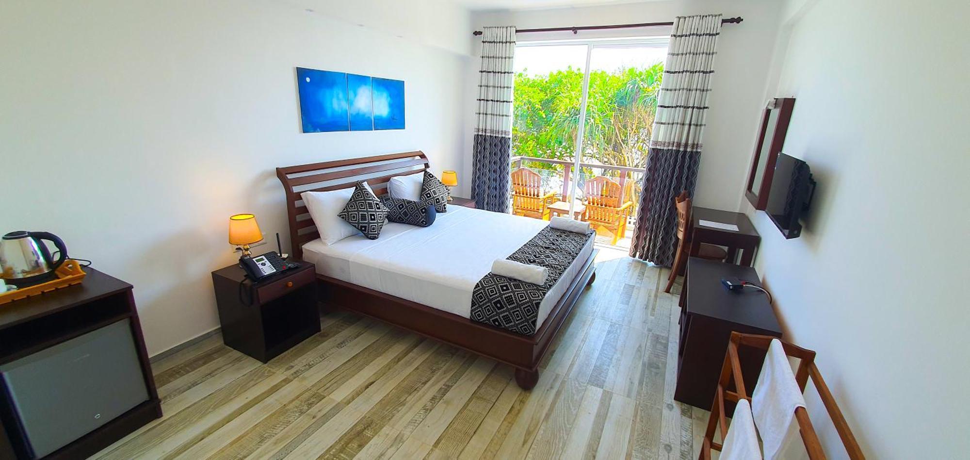 Ara Beach Resort 미리사 외부 사진